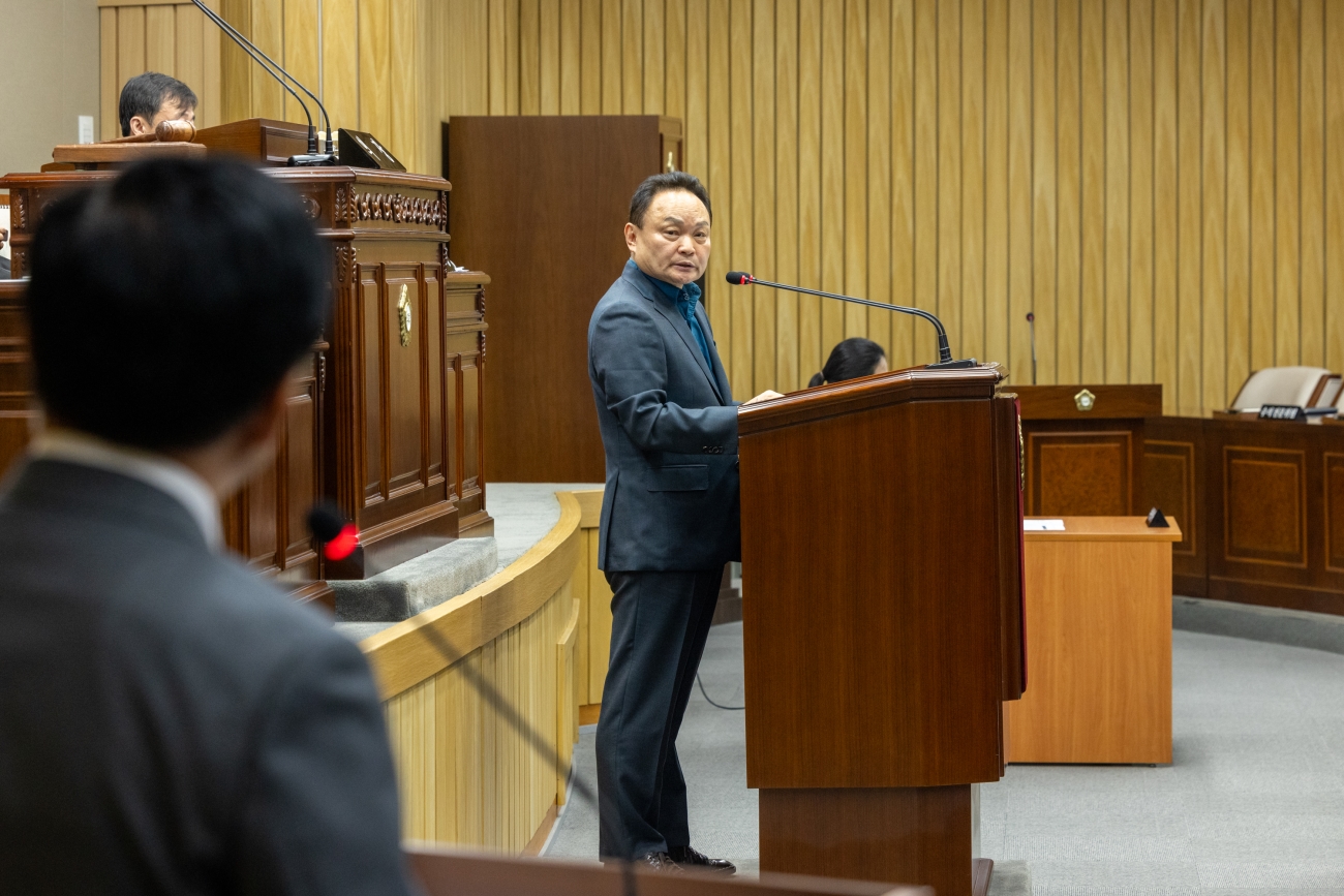 ��303ȸ �ӽ�ȸ ��3�� ��ȸ��-�������� �亯- ����